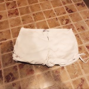 BRAND NEW NEVER BEEN WORN LUCKY 🍀